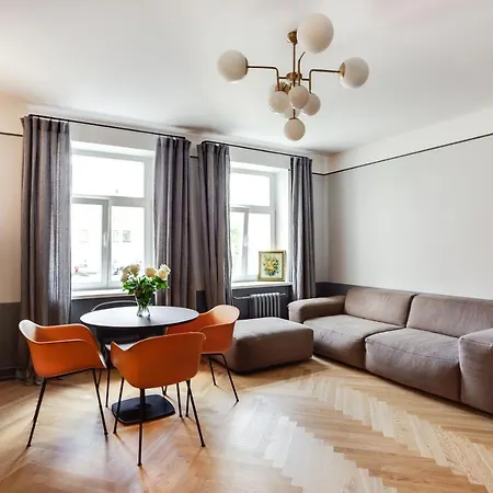 Superb 2 Bedr By Reside Baltic Apartment